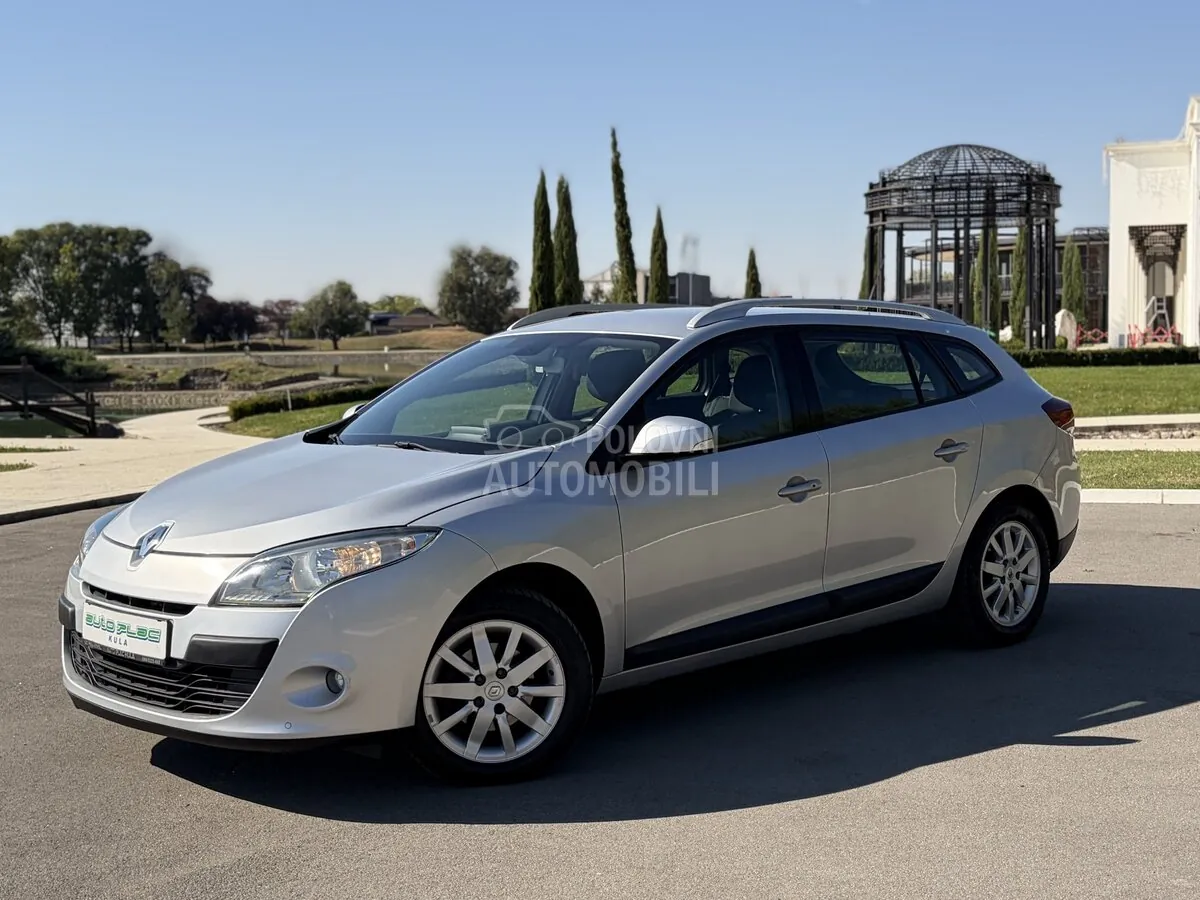 Renault Megane 2012 photo 2