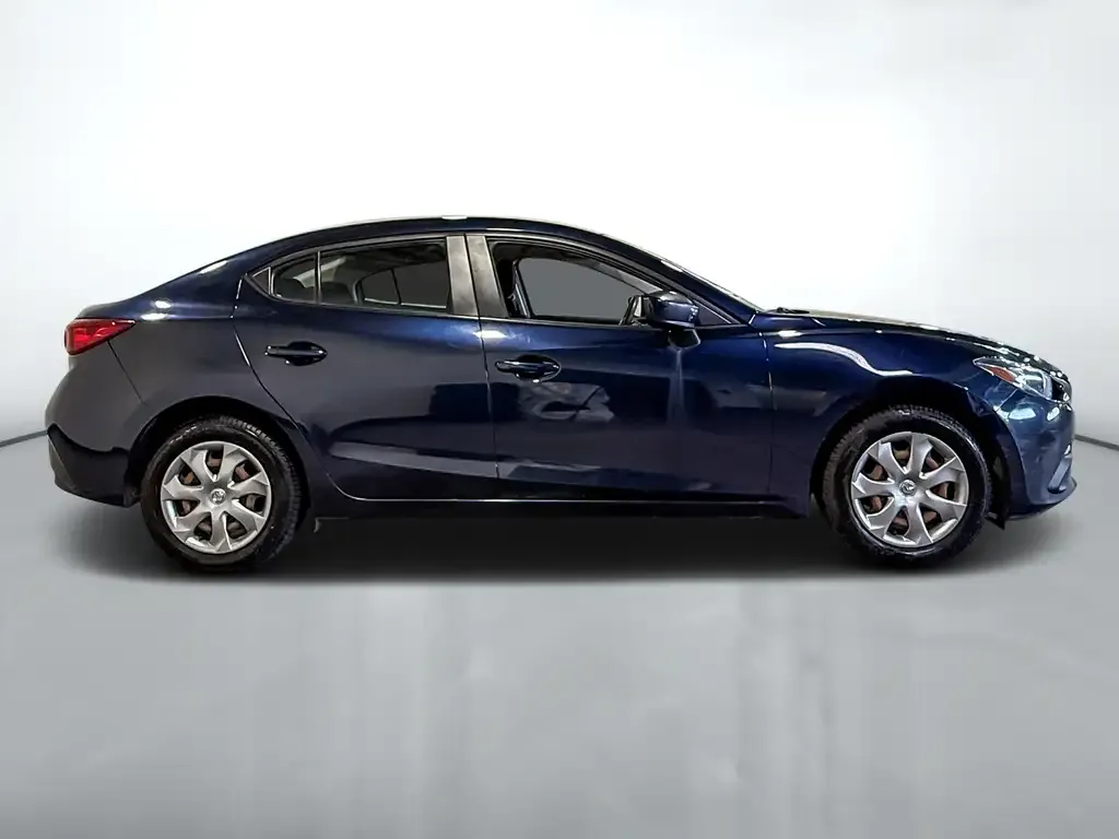 Mazda 3 2016 photo 2