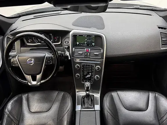 Volvo Xc60 2015 photo 2