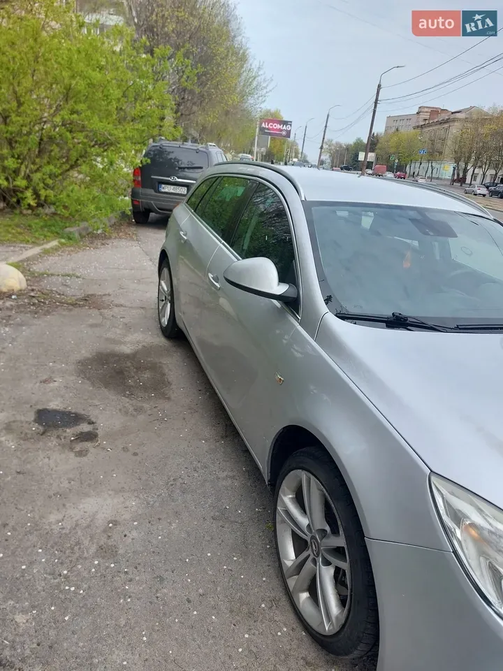 Opel Insignia 2010 photo 3