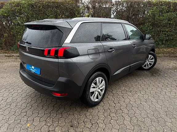 Peugeot 5008 2018 photo 4