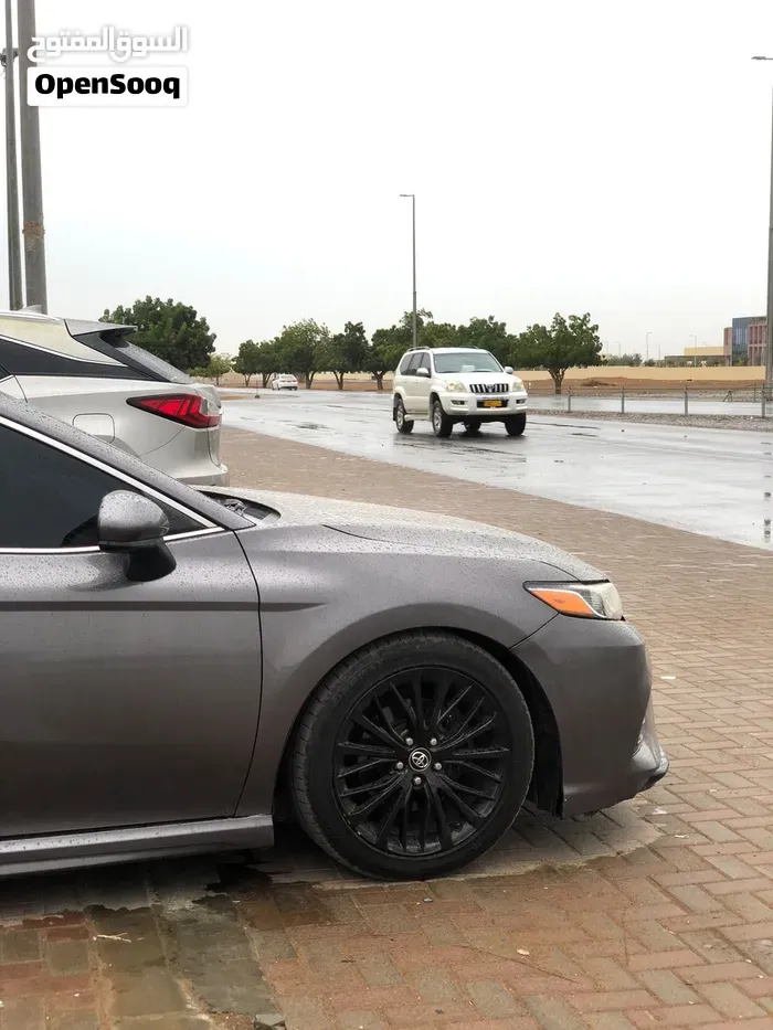 Toyota Camry 2018 photo 3