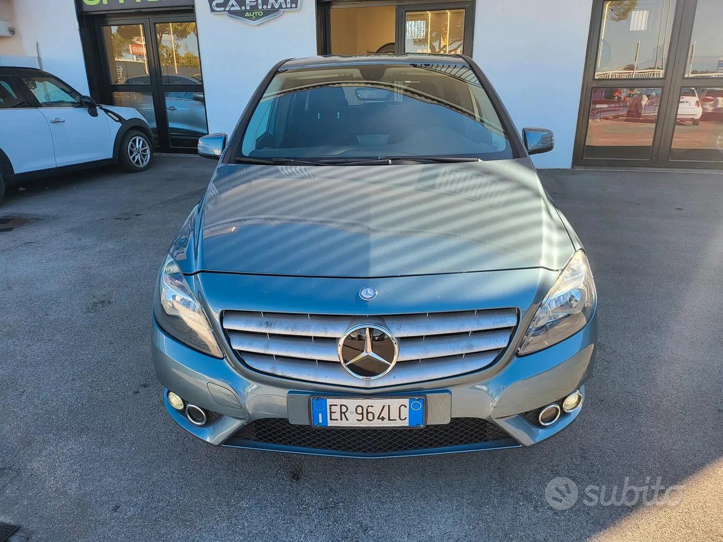 Mercedes-Benz B 200 2013 photo 2