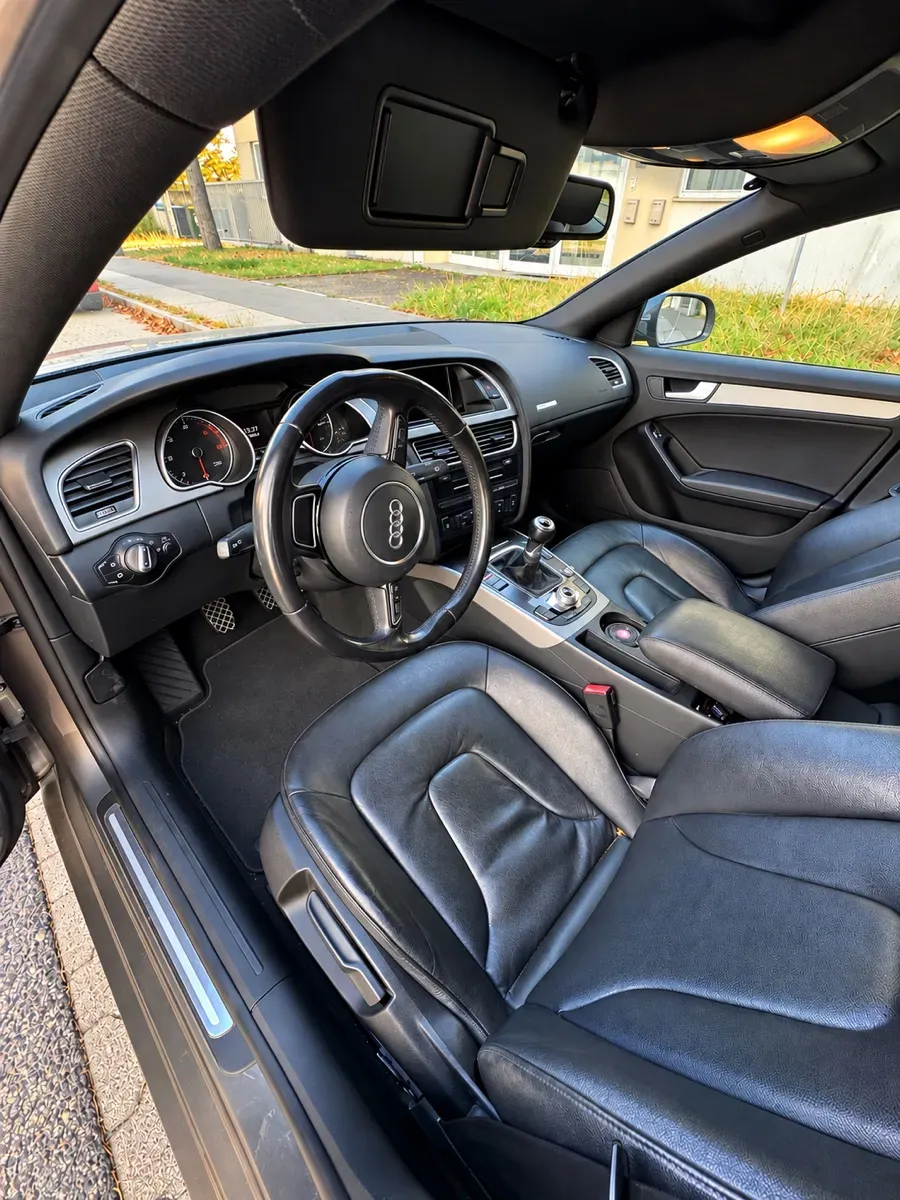 Audi A5 2014 photo 2