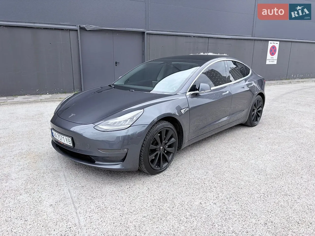 Tesla Model 3 2019 photo 3