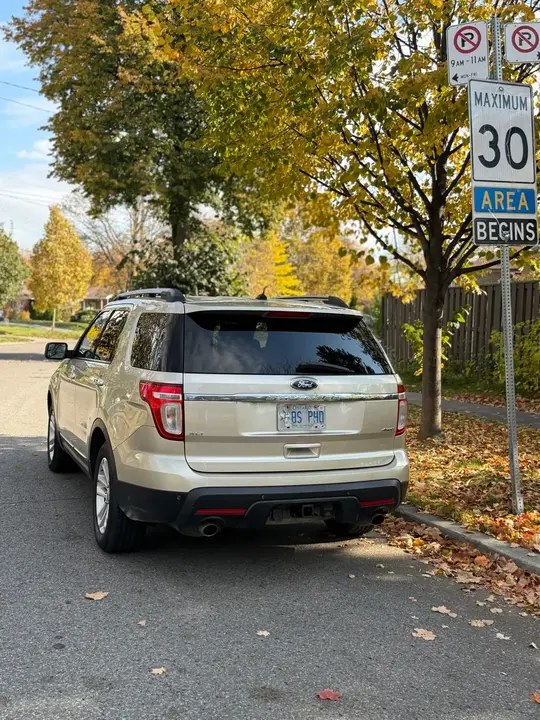 Ford Explorer 2012 photo 3