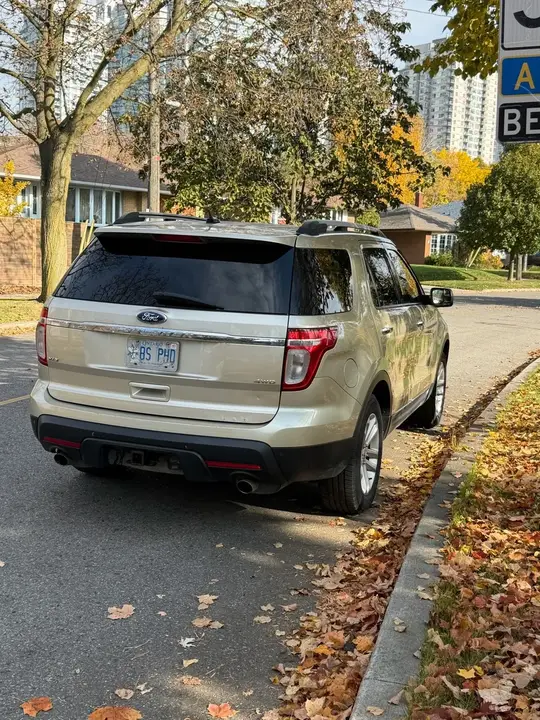 Ford Explorer 2012 photo 4