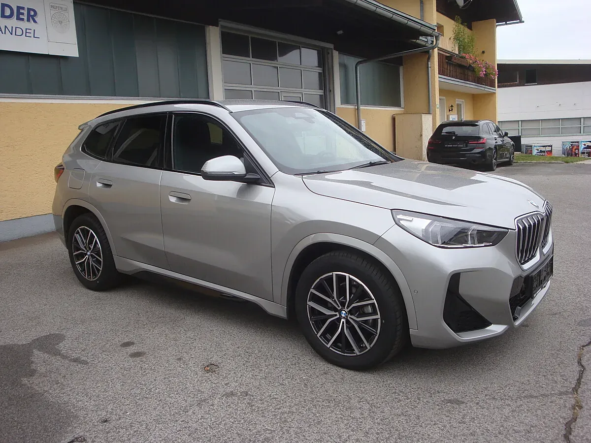 BMW X1 2025 photo 3