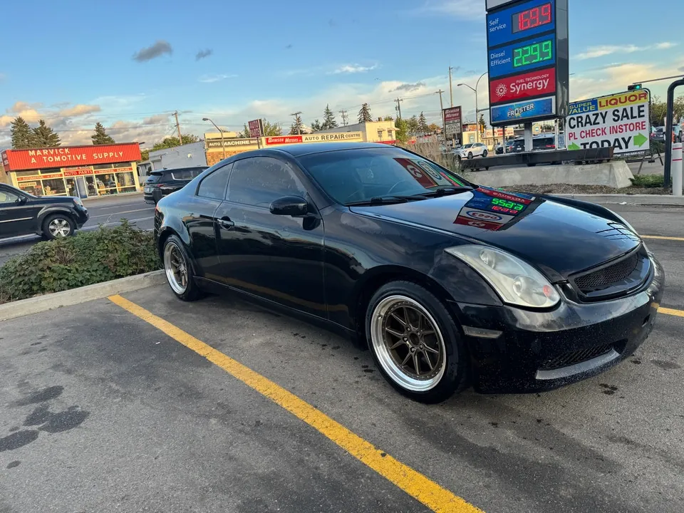 Infiniti G35 2004 photo 4