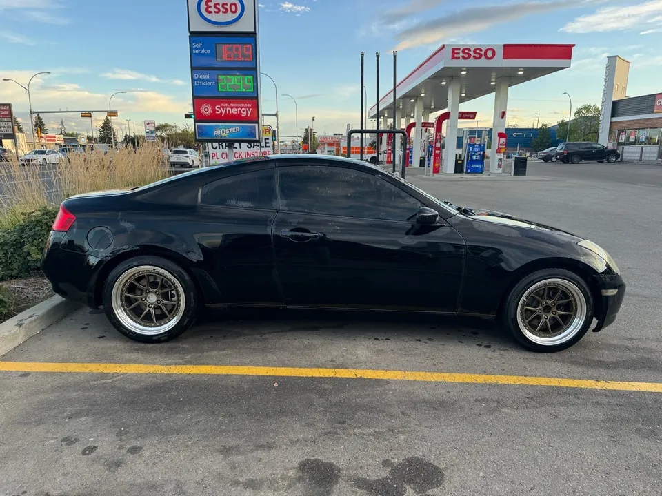 Infiniti G35 2004 photo 3