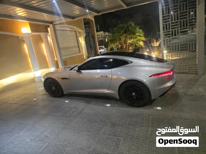 Jaguar F-Type 2015 photo 3