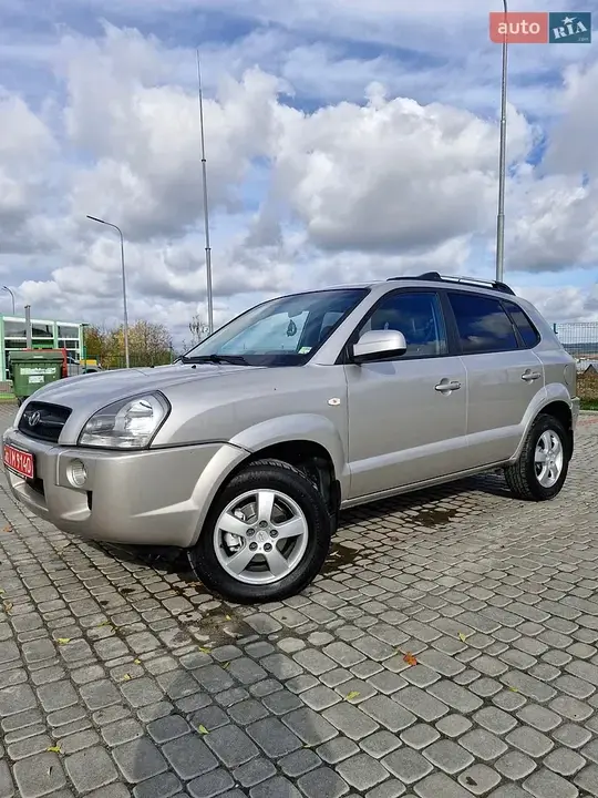Hyundai Tucson 2006 photo 3