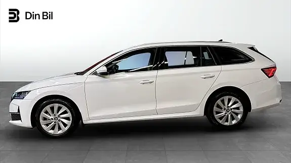Skoda Octavia 2025 photo 2