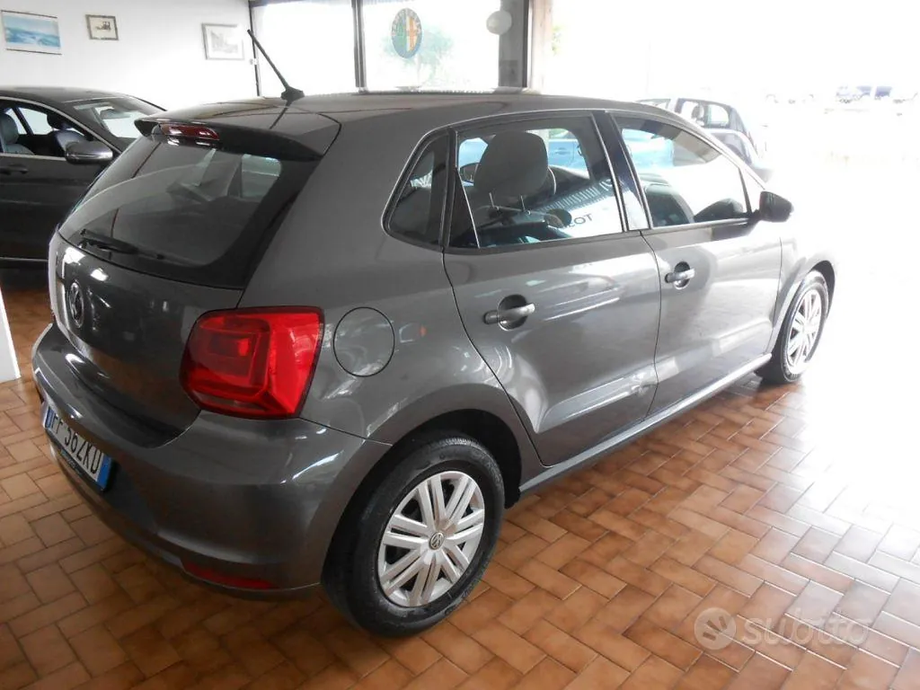 Volkswagen Polo 2016 photo 3