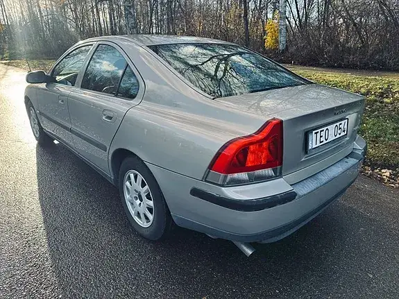 Volvo S60 2002 photo 2