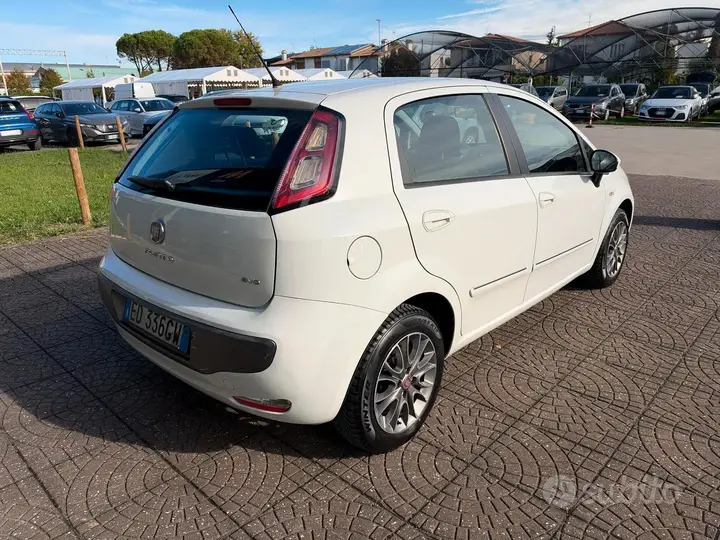 Fiat Punto Evo 2010 photo 5