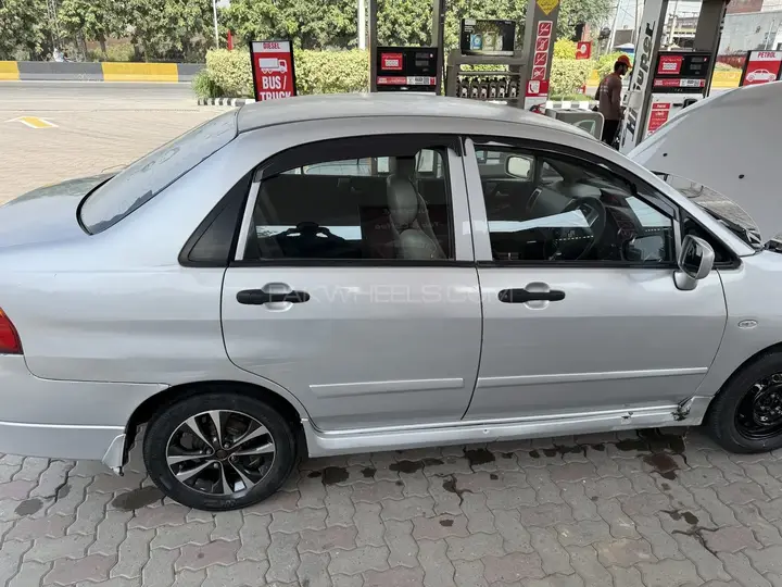 Suzuki Liana