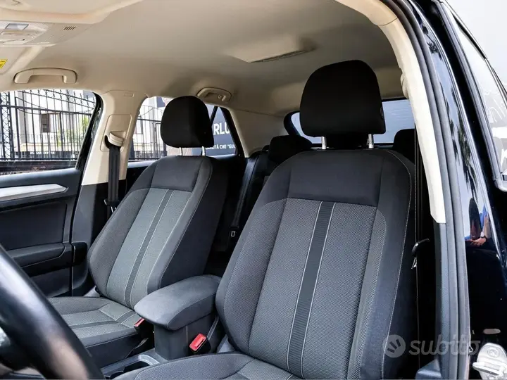 Volkswagen T-Roc 2023 photo 4