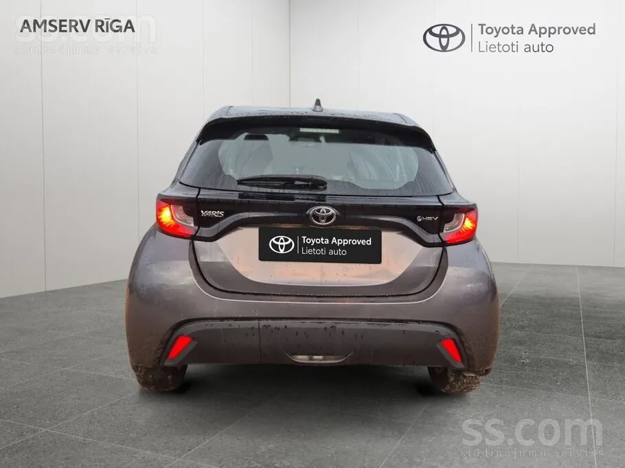 Toyota Yaris 2024 photo 4