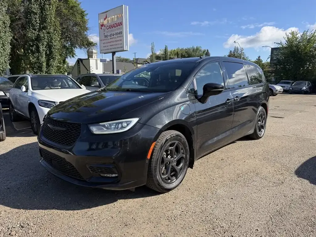 Chrysler Pacifica 2022 photo 3