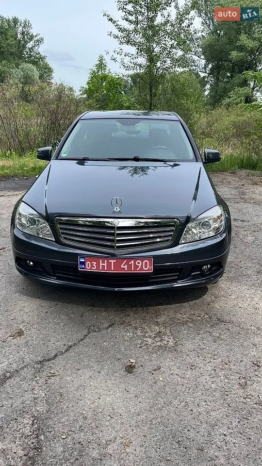 Mercedes-Benz C-Class 2009 photo 2