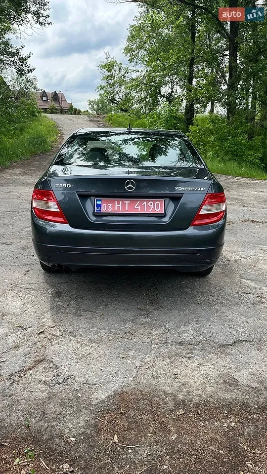 Mercedes-Benz C-Class 2009 photo 4