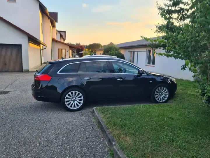 Opel Insignia 2010 photo 3