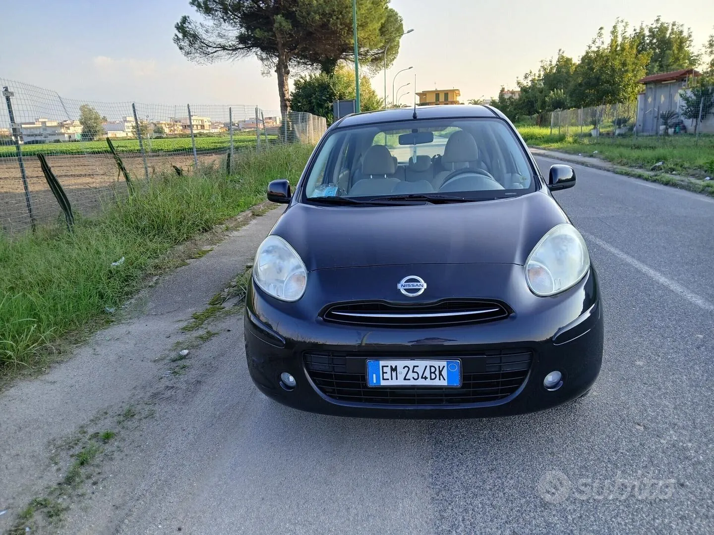 Nissan Micra 2012 photo 3