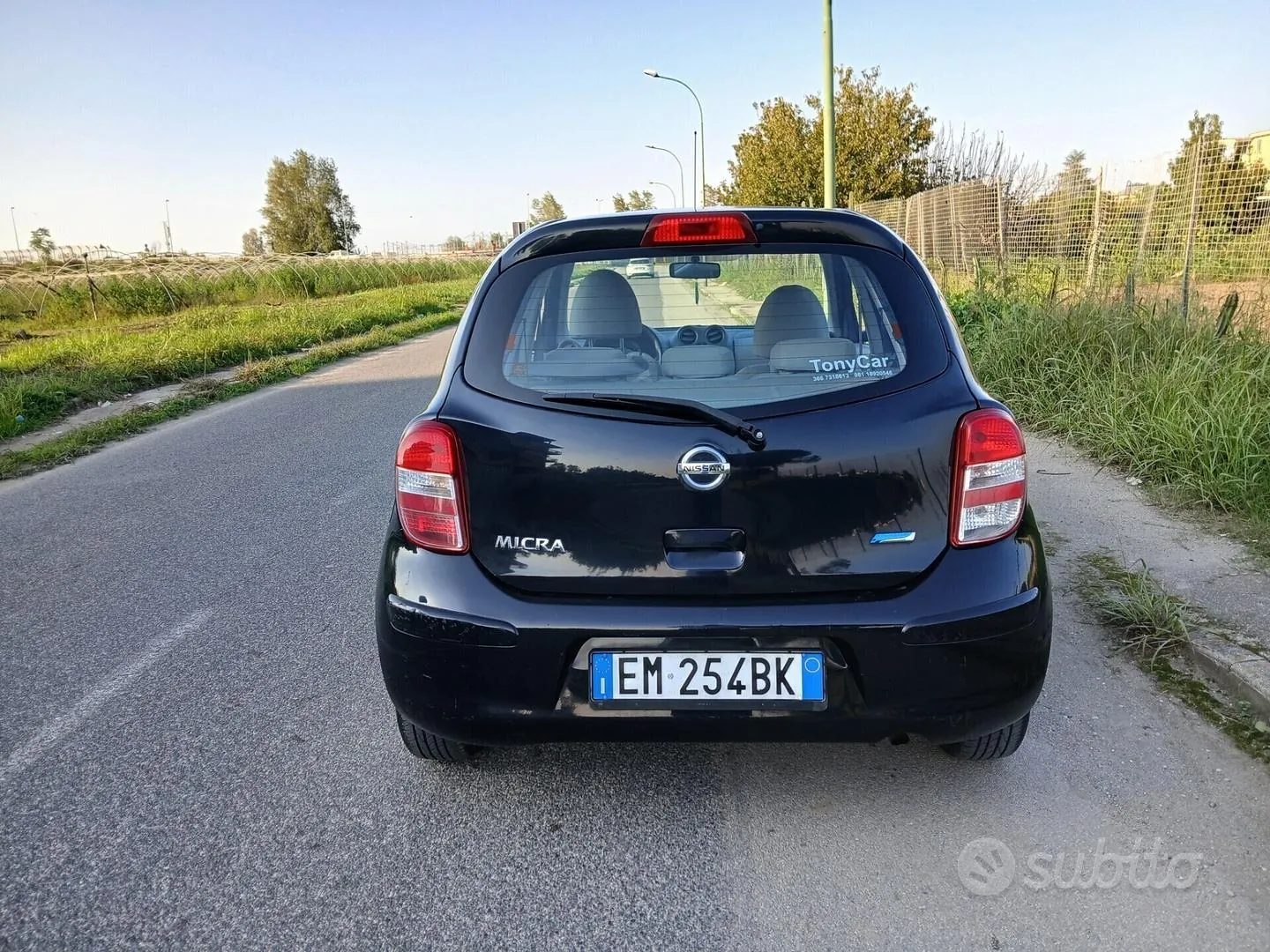 Nissan Micra 2012 photo 5