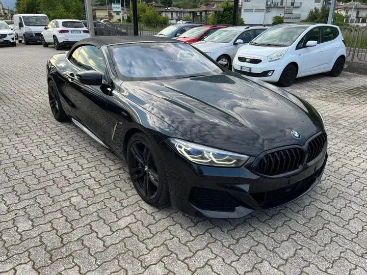 BMW 8 Series 2019 photo 2