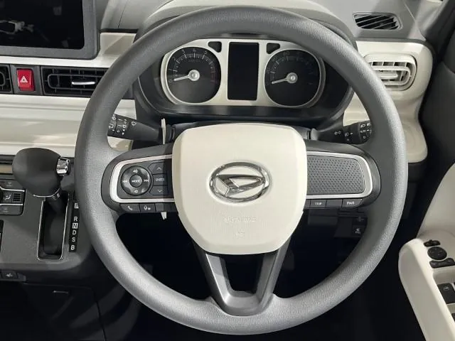 Daihatsu Move Canvas 2025 photo 5