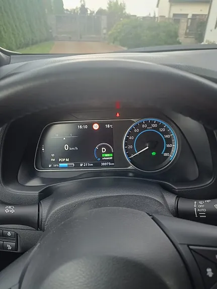 Nissan Leaf 2022 photo 4