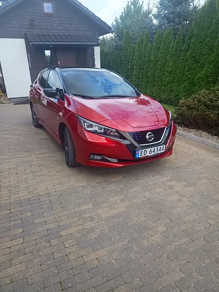Nissan Leaf 2022 photo 2