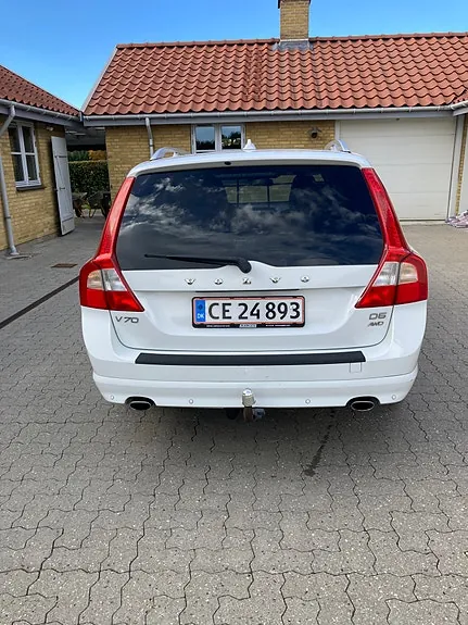Volvo V70 2010 photo 5