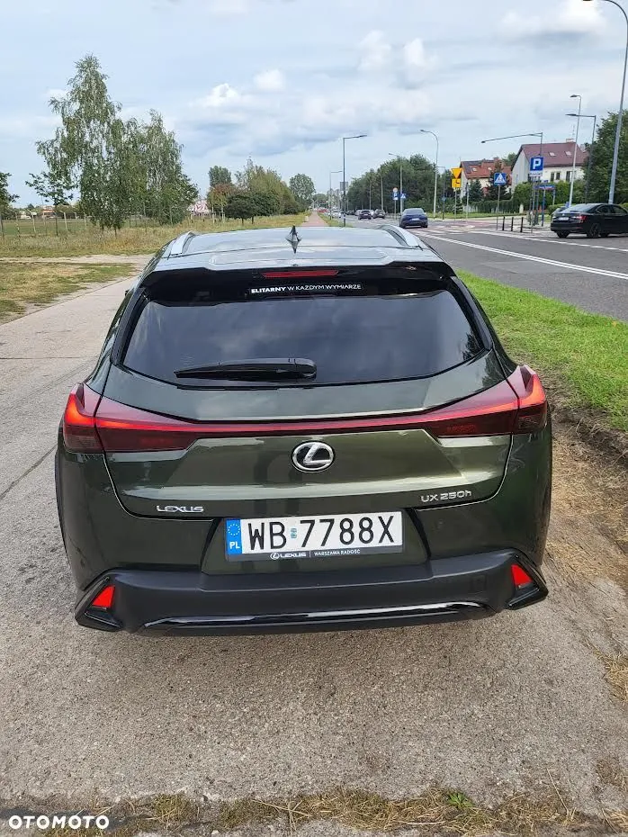 Lexus Ux 2022 photo 4