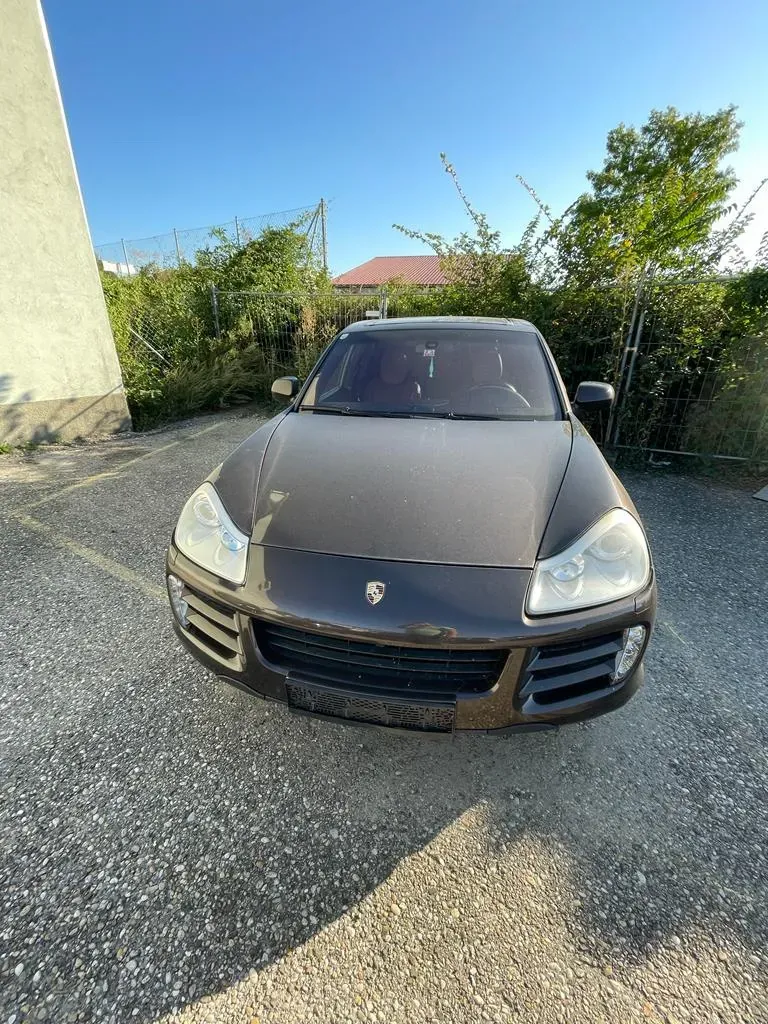 Porsche Cayenne 2008 photo 2
