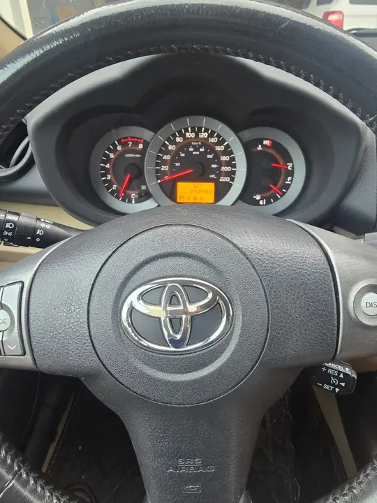 Toyota Rav4 2011 photo 4