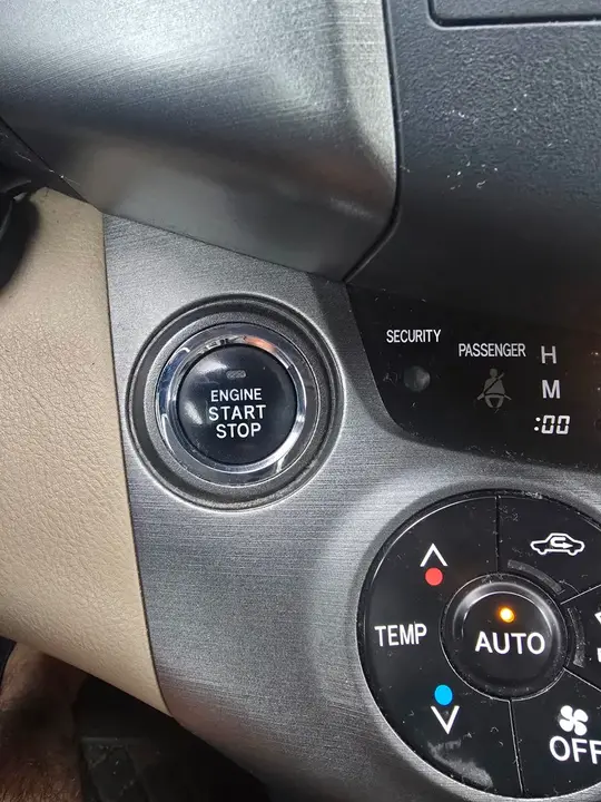 Toyota Rav4 2011 photo 3