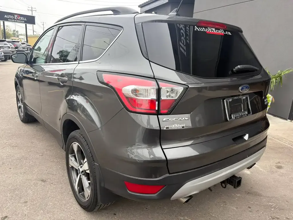 Ford Escape 2018 photo 3