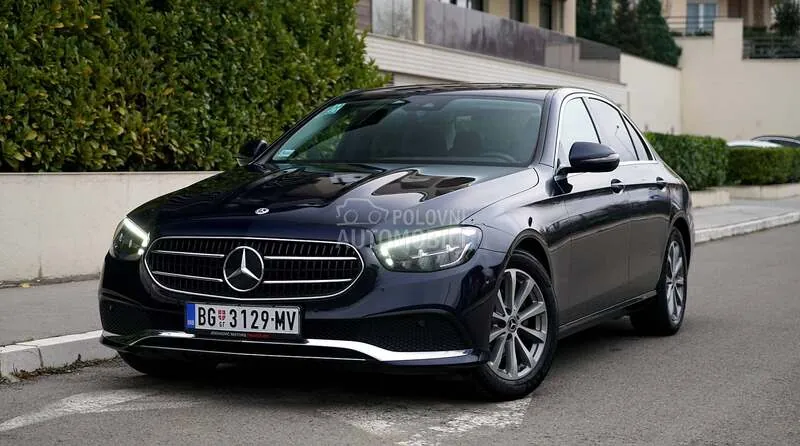 Mercedes-Benz E 200
