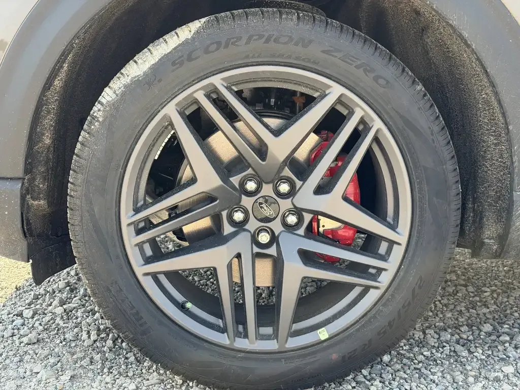 Ford Explorer 2026 photo 5