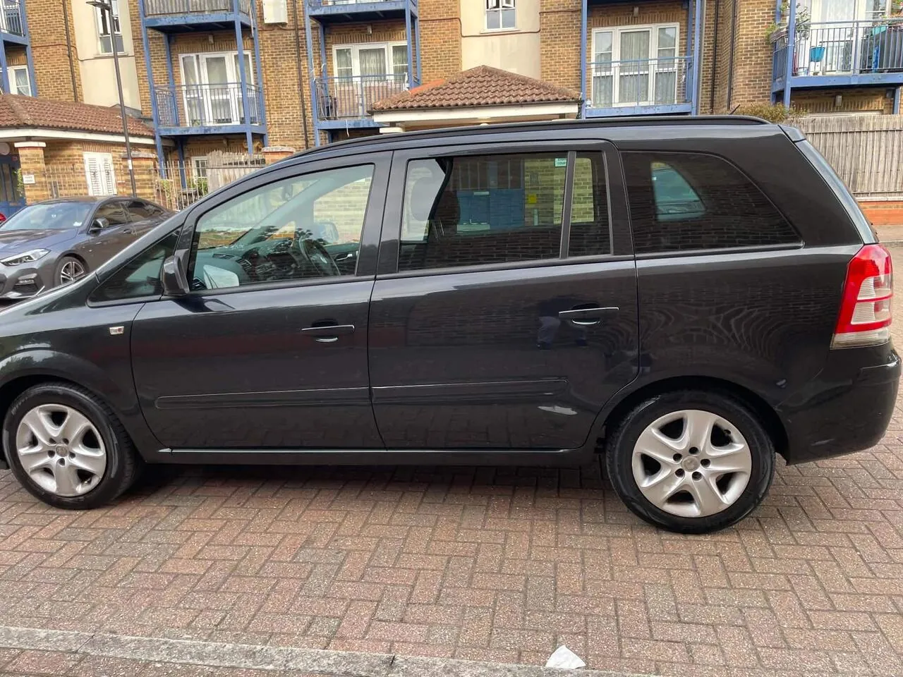 Vauxhall Zafira 2012 photo 5