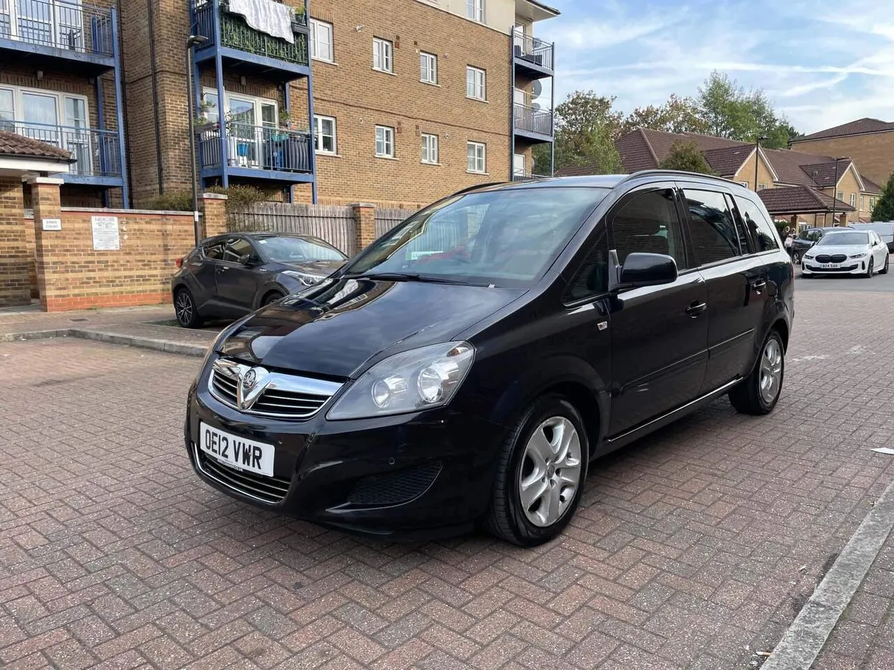 Vauxhall Zafira 2012 photo 2