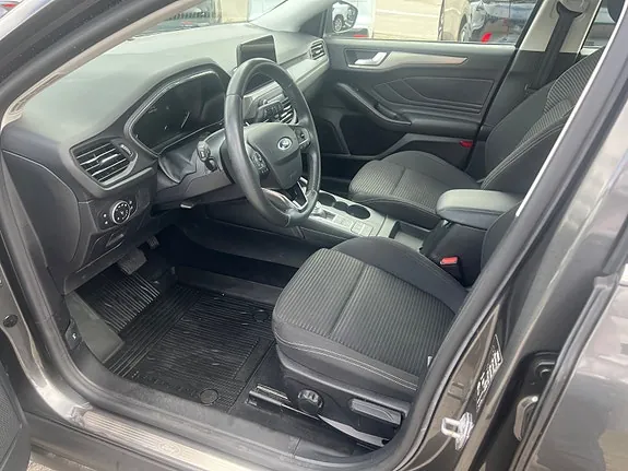 Ford Focus 2020 photo 3
