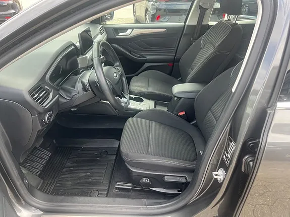 Ford Focus 2020 photo 4