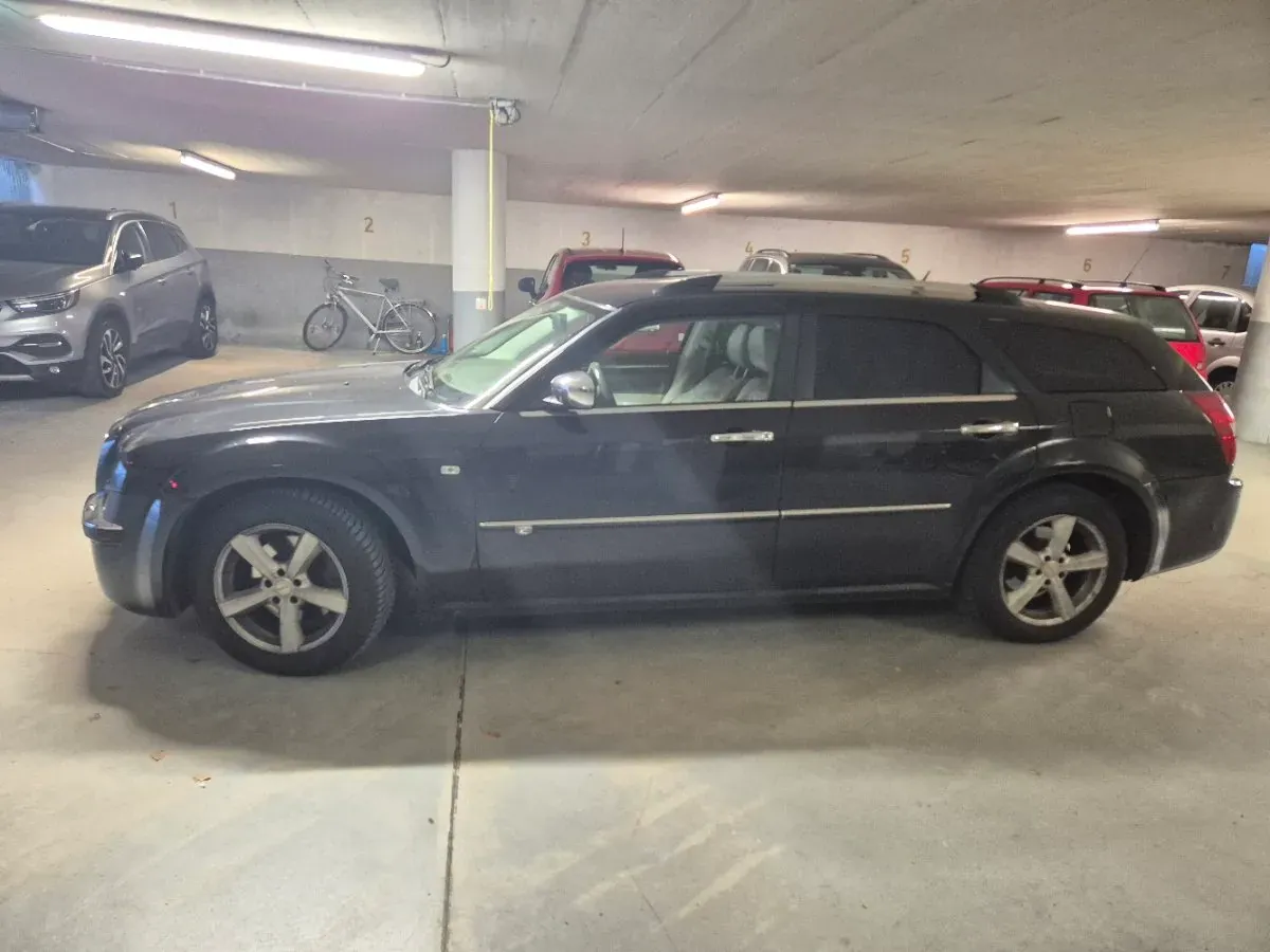 Chrysler 300 C