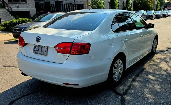 Volkswagen Jetta 2014 photo 4