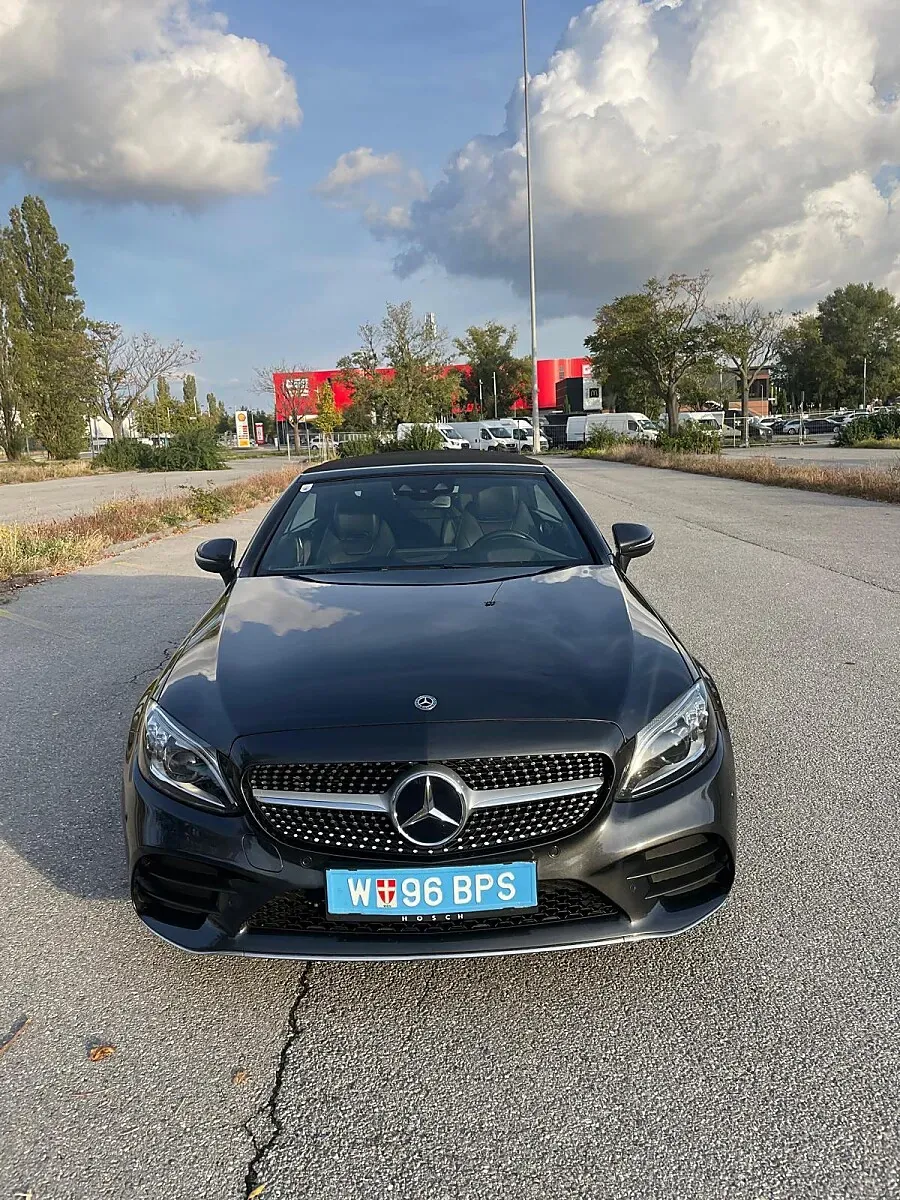 Mercedes-Benz C-Class 2019 photo 2