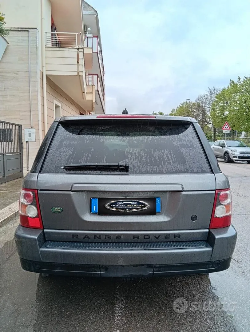 Land Rover Range Rover Sport 2009 photo 5