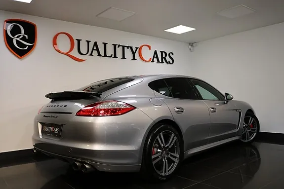 Porsche Panamera Turbo S 2012 photo 2